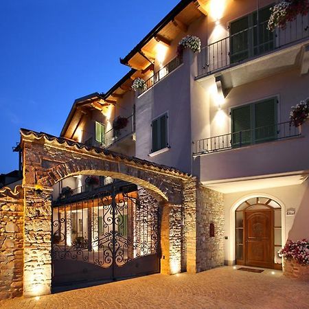 Bed and Breakfast La Rocca Carru Экстерьер фото